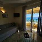 Corfu 40 Апартаменты *