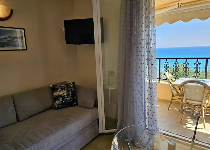 Apartment Corfu 40 Glyfada (Corfu)