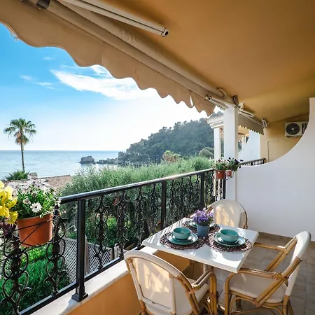 Corfu 40 Apartman *